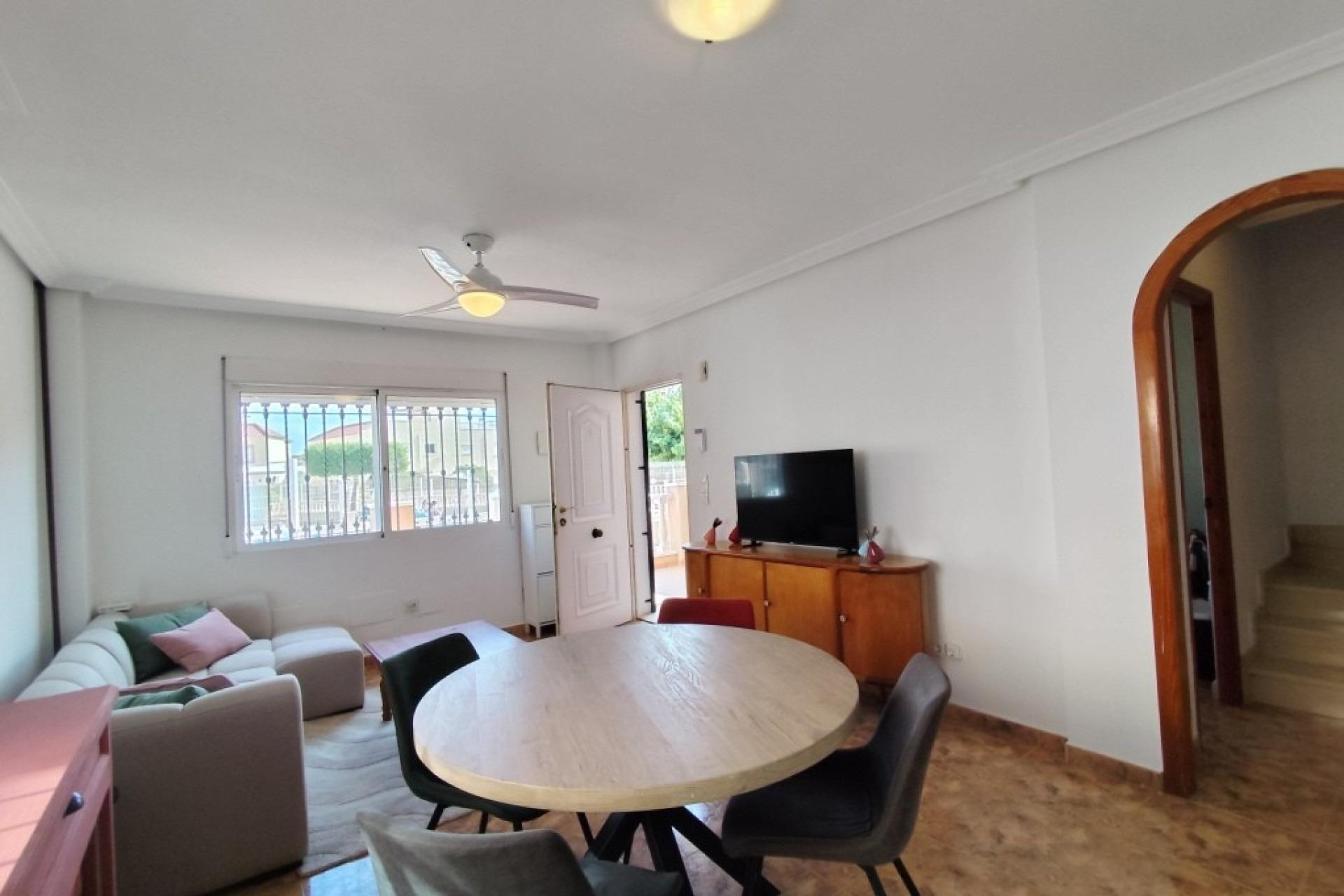 Herverkoop - Bungalow - Gelijkvloers - Orihuela Costa - Campoamor