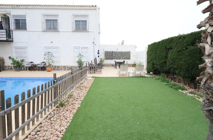 Herverkoop - Bungalow - Gelijkvloers - Orihuela Costa - La Regia