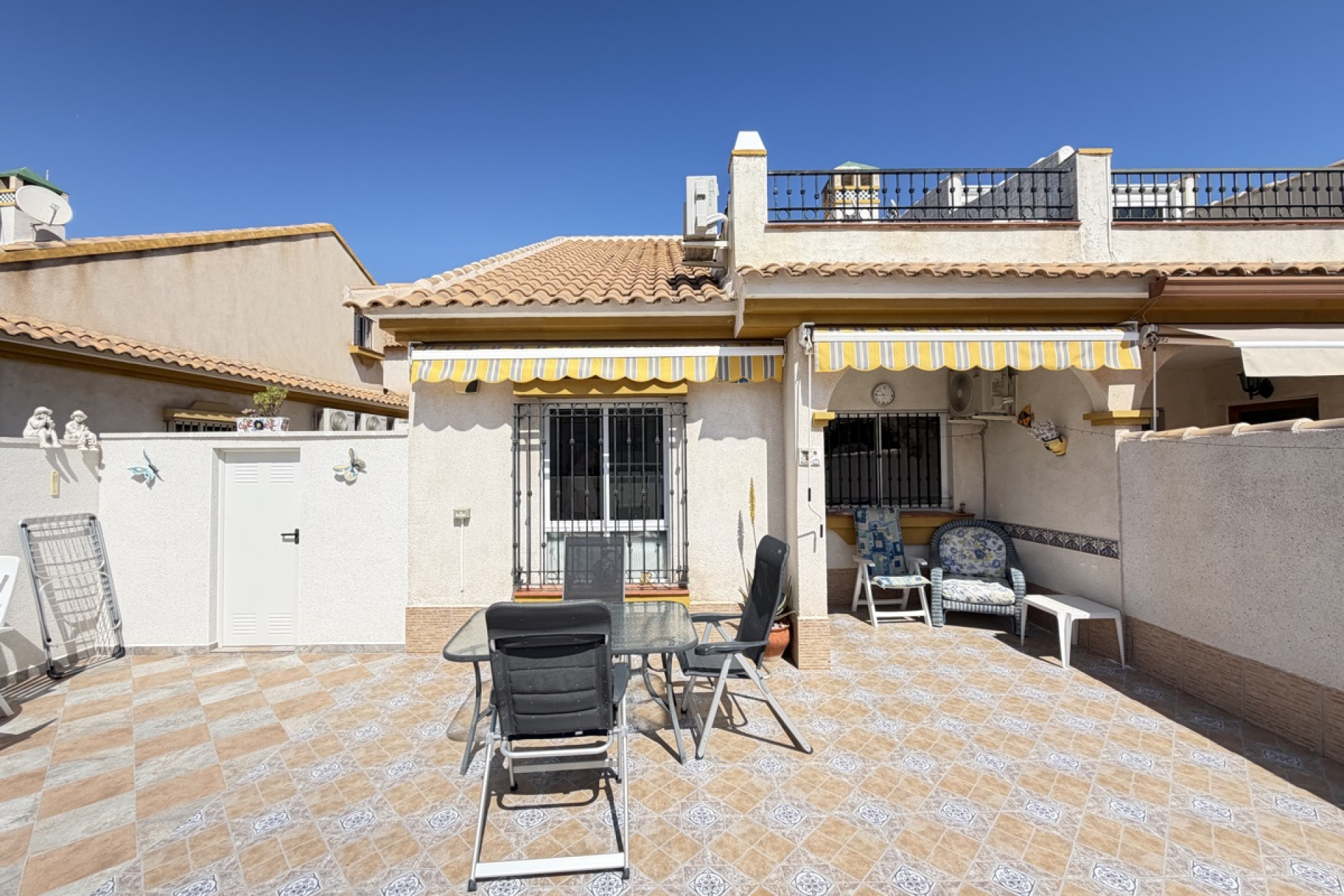 Herverkoop - Bungalow - Gelijkvloers - Orihuela Costa - La Zenia