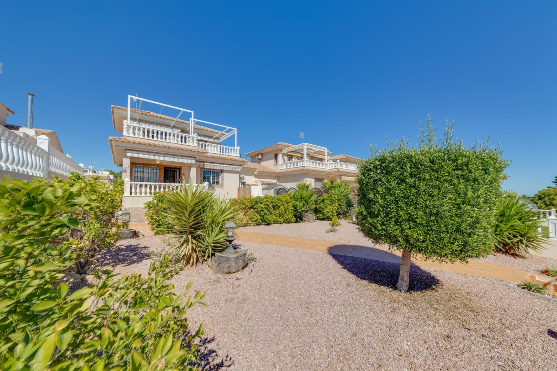 Herverkoop - Bungalow - Gelijkvloers - Orihuela Costa - Montezenia