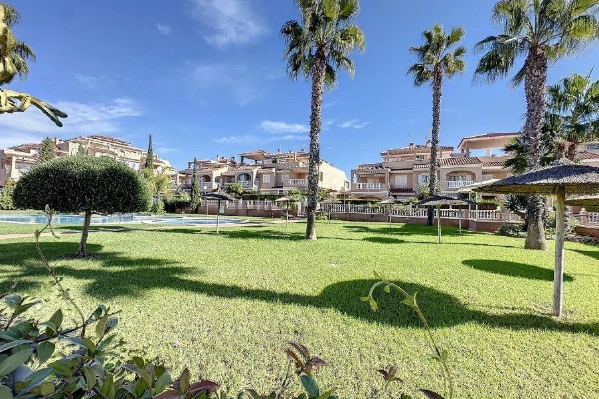 Herverkoop - Bungalow - Gelijkvloers - Orihuela Costa - Playa Flamenca Norte