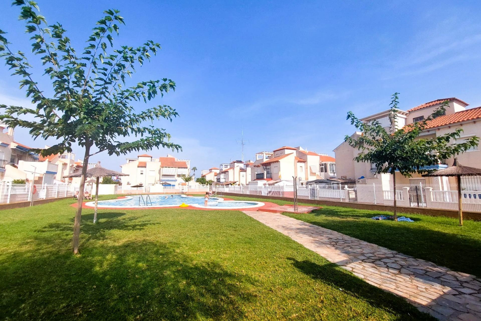 Herverkoop - Bungalow - Gelijkvloers - Orihuela Costa - Playa Flamenca