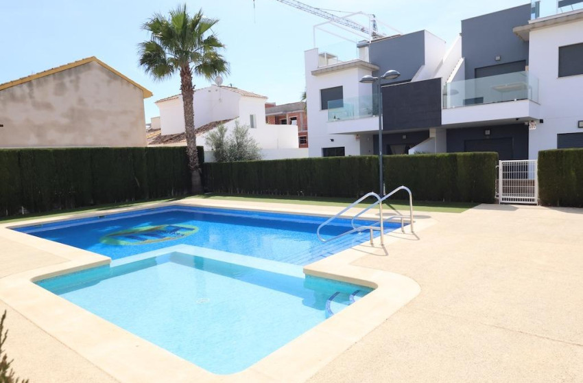 Herverkoop - Bungalow - Gelijkvloers - Pilar de la Horadada - Zona Pueblo