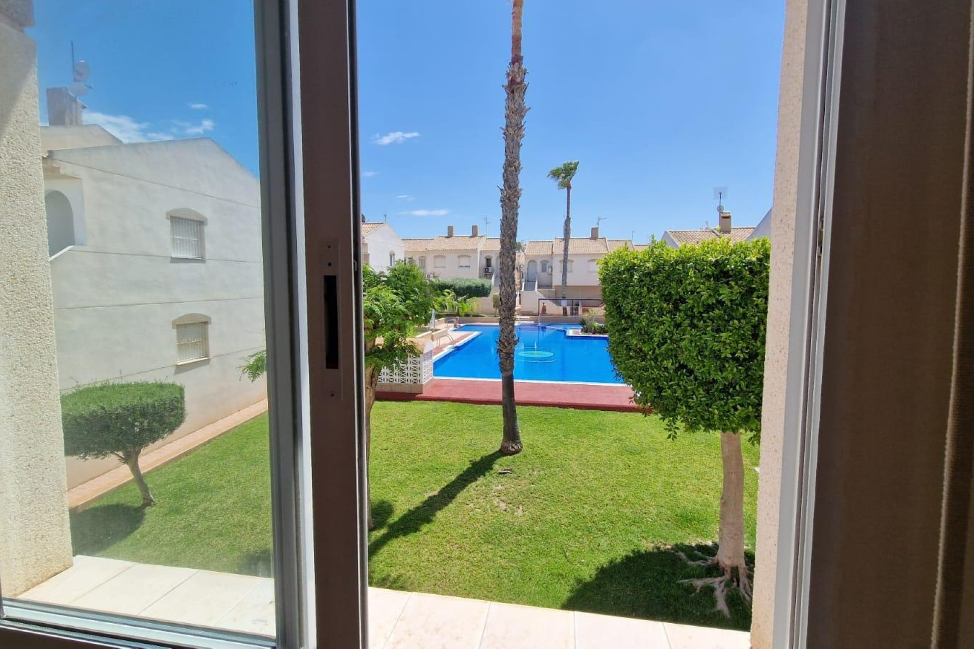 Herverkoop - Bungalow - Gelijkvloers - Torrevieja - Aguas nuevas 1