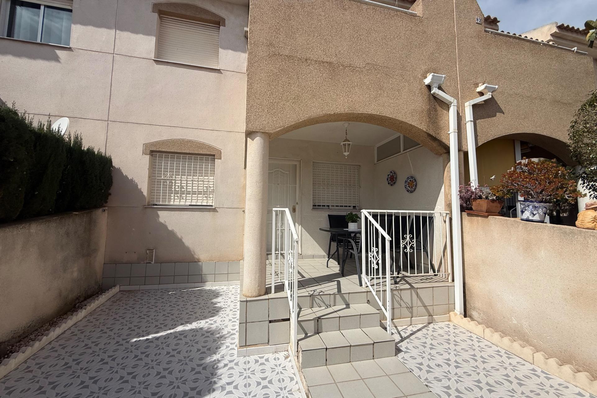 Herverkoop - Bungalow - Gelijkvloers - Torrevieja - Aguas Nuevas