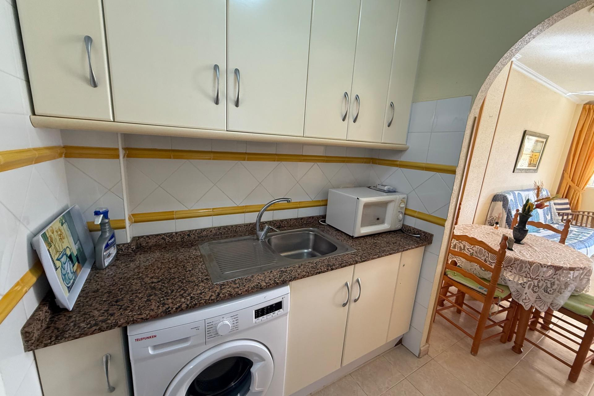 Herverkoop - Bungalow - Gelijkvloers - Torrevieja - Aguas Nuevas