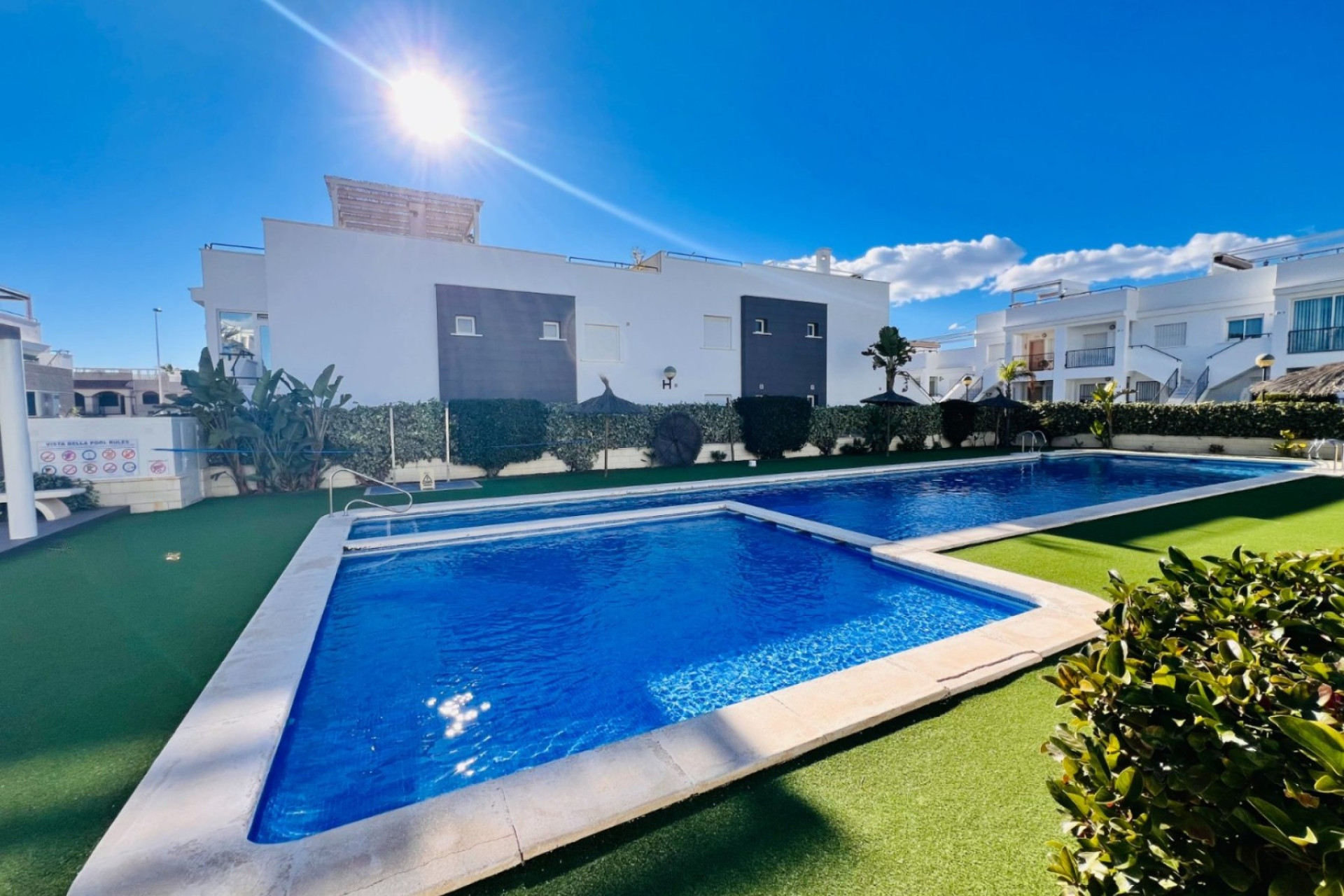 Herverkoop - Bungalow - Gelijkvloers - Torrevieja - Aguas Nuevas