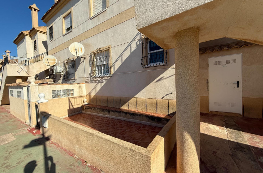 Herverkoop - Bungalow - Gelijkvloers - Torrevieja - Aguas Nuevas