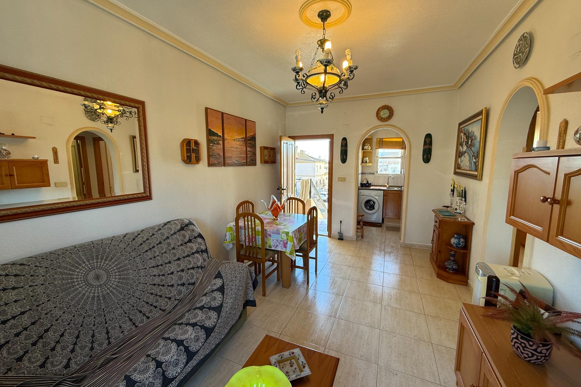 Herverkoop - Bungalow - Gelijkvloers - Torrevieja - Aguas Nuevas