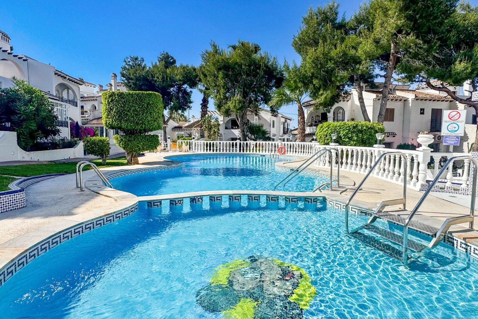 Herverkoop - Bungalow - Gelijkvloers - Torrevieja - Aguas Nuevas