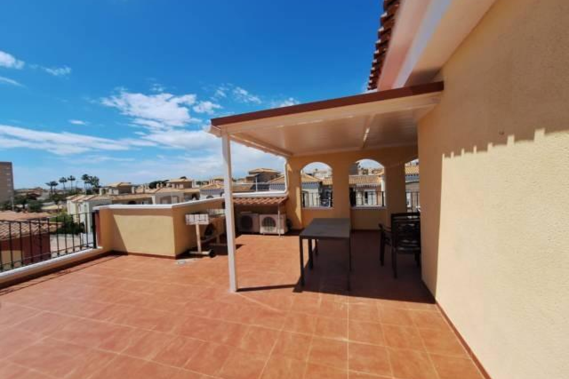Herverkoop - Bungalow - Gelijkvloers - Torrevieja - Centro