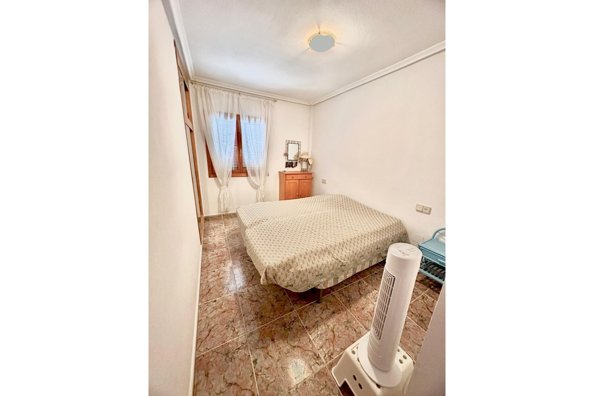 Herverkoop - Bungalow - Gelijkvloers - Torrevieja - Centro