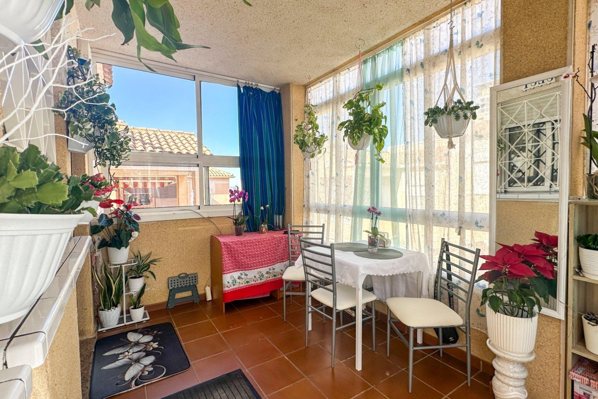 Herverkoop - Bungalow - Gelijkvloers - Torrevieja - Centro