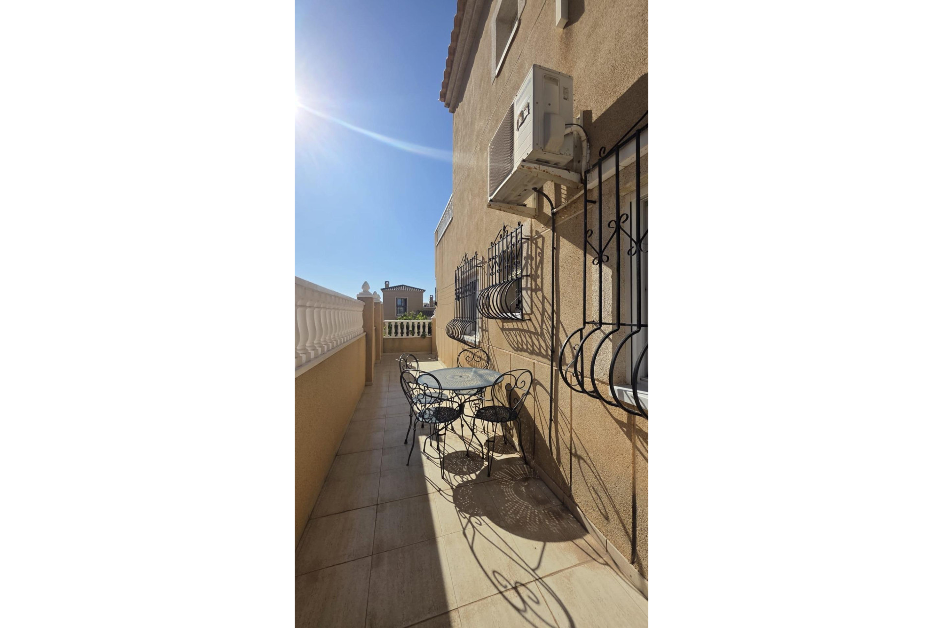 Herverkoop - Bungalow - Gelijkvloers - Torrevieja - Centro
