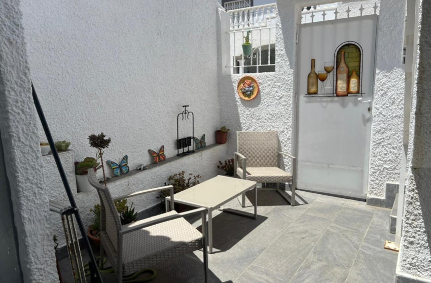 Herverkoop - Bungalow - Gelijkvloers - Torrevieja - El limonar