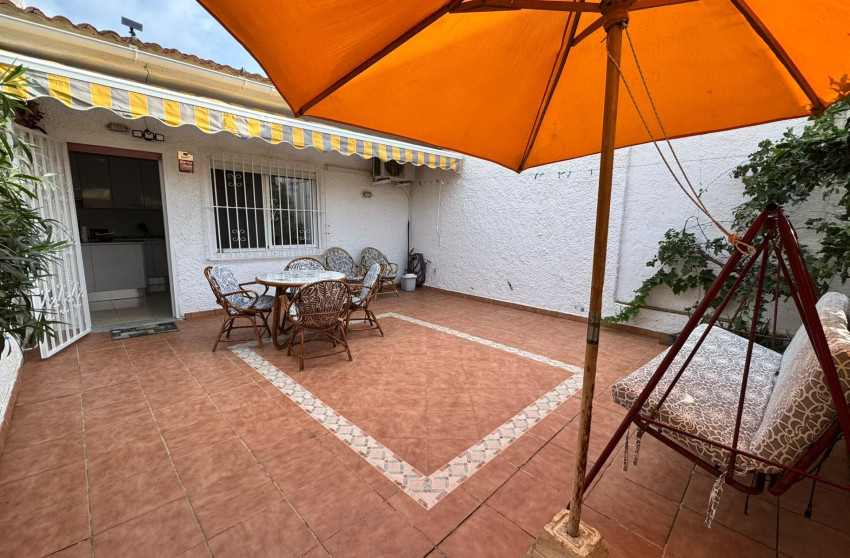 Herverkoop - Bungalow - Gelijkvloers - Torrevieja - El limonar
