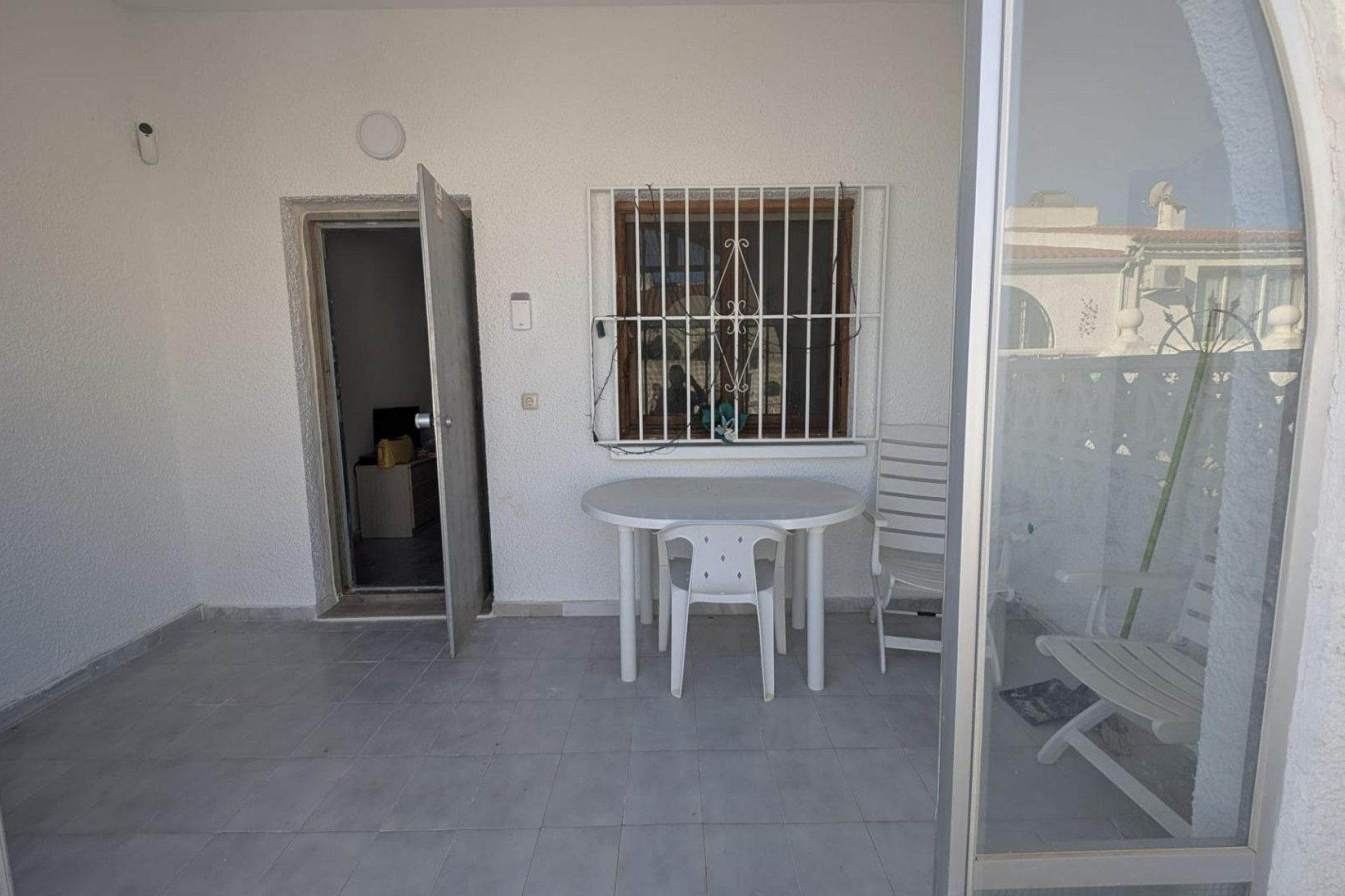 Herverkoop - Bungalow - Gelijkvloers - Torrevieja - La Siesta - El Salado - Torreta
