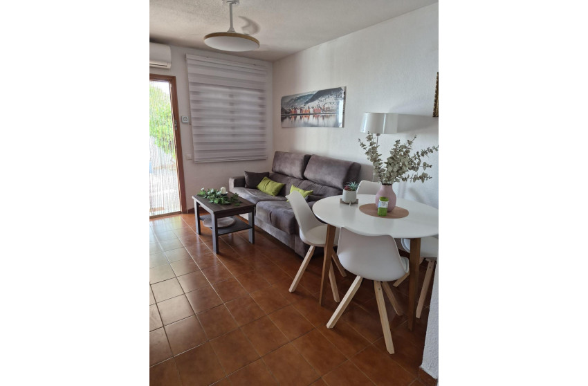 Herverkoop - Bungalow - Gelijkvloers - Torrevieja - La Siesta - El Salado - Torreta