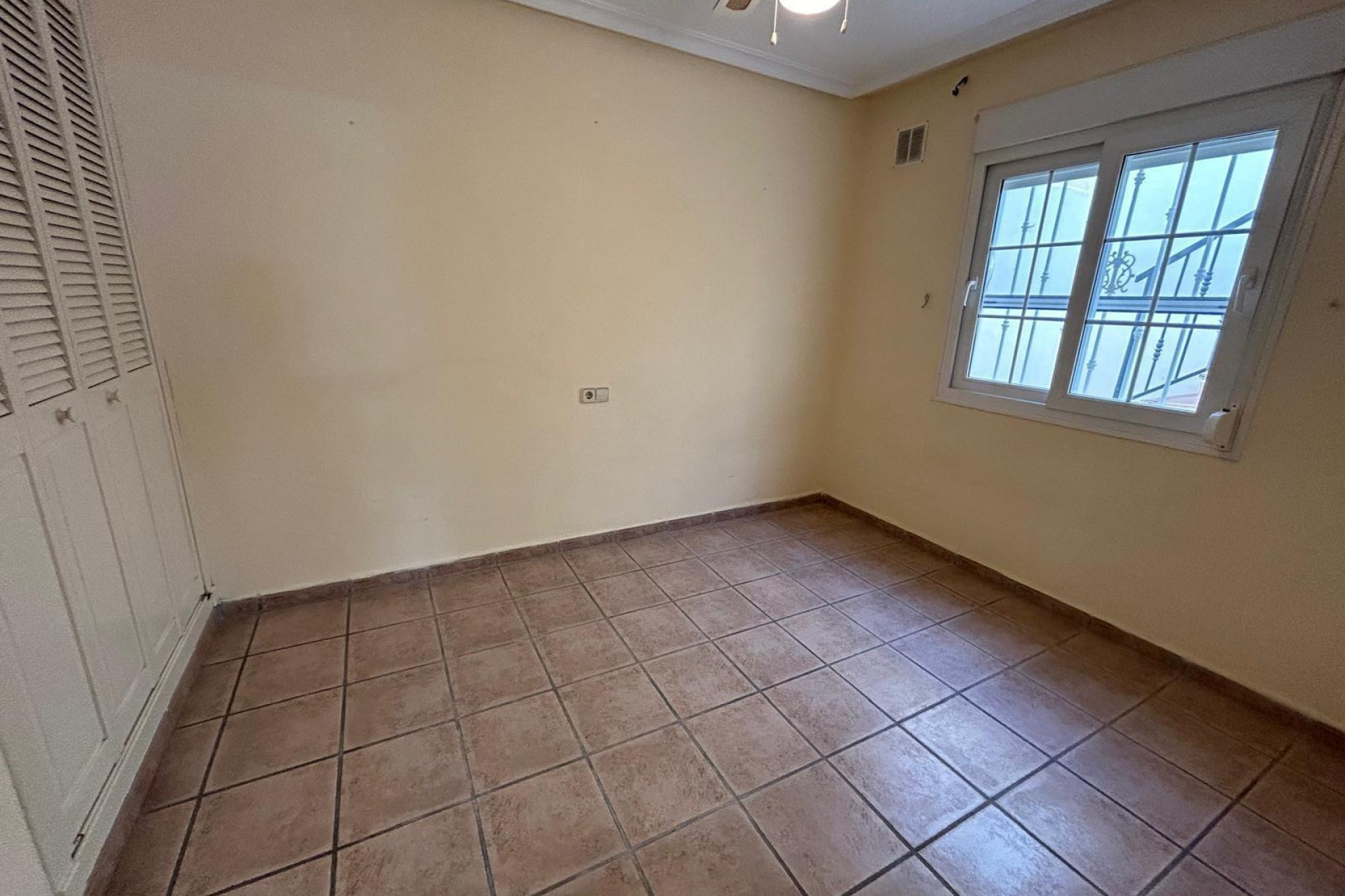 Herverkoop - Bungalow - Gelijkvloers - Torrevieja - La siesta