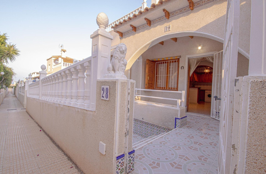 Herverkoop - Bungalow - Gelijkvloers - Torrevieja - Los Balcones - Los Altos del Edén