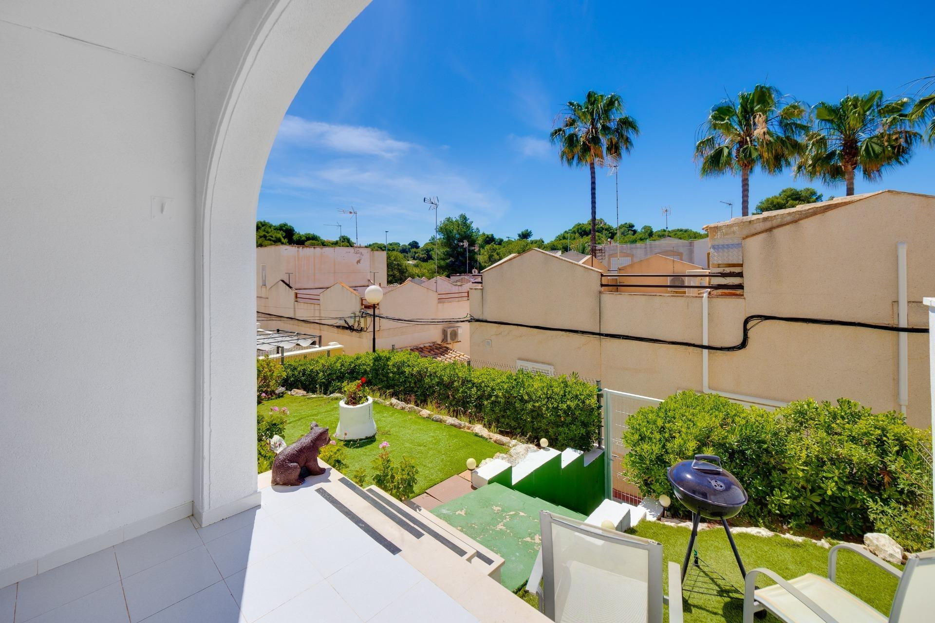 Herverkoop - Bungalow - Gelijkvloers - Torrevieja - Los balcones