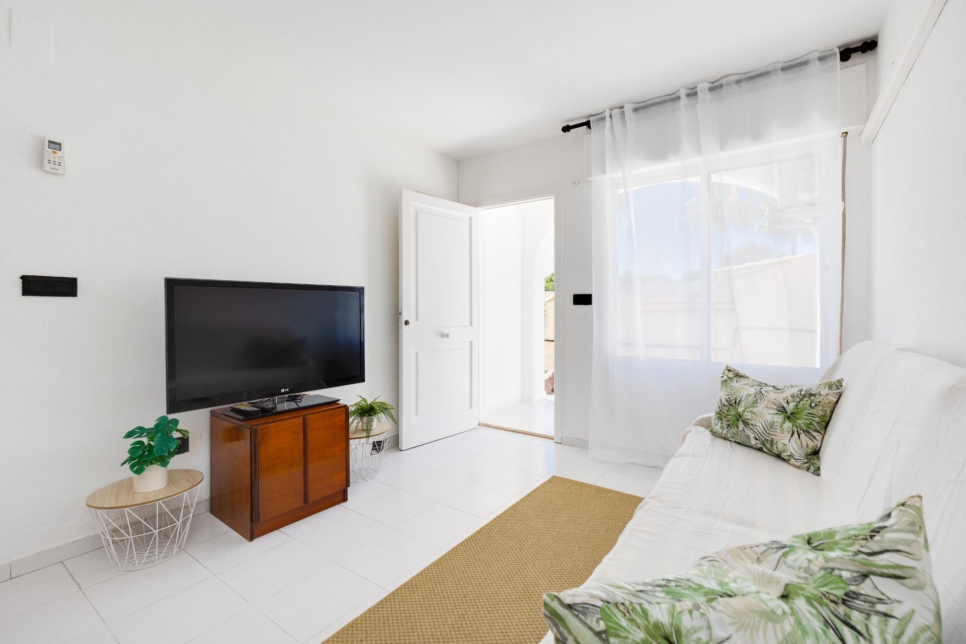 Herverkoop - Bungalow - Gelijkvloers - Torrevieja - Los balcones