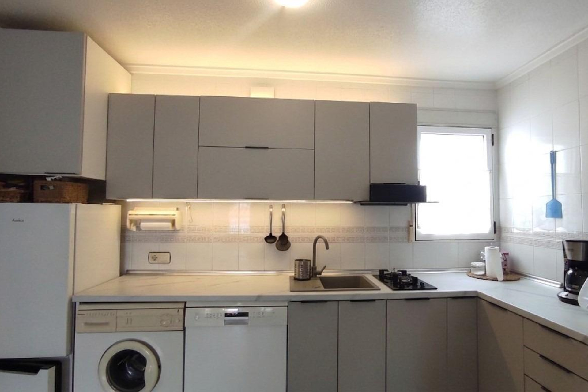 Herverkoop - Bungalow - Gelijkvloers - Torrevieja - Los balcones