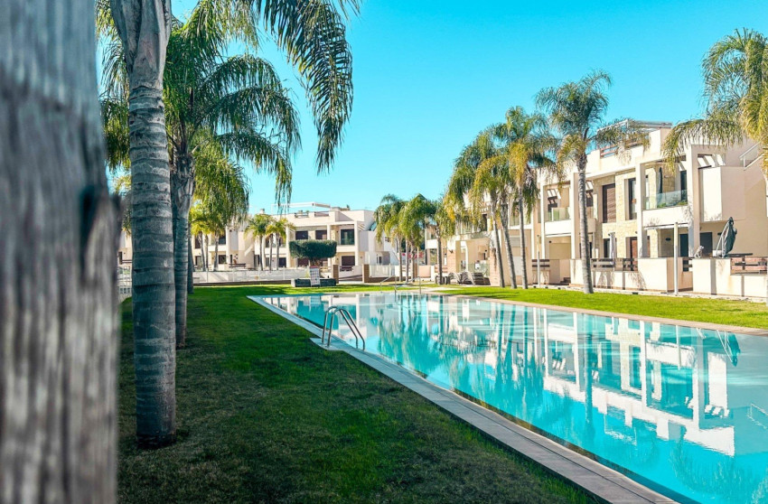 Herverkoop - Bungalow - Gelijkvloers - Torrevieja - Los balcones