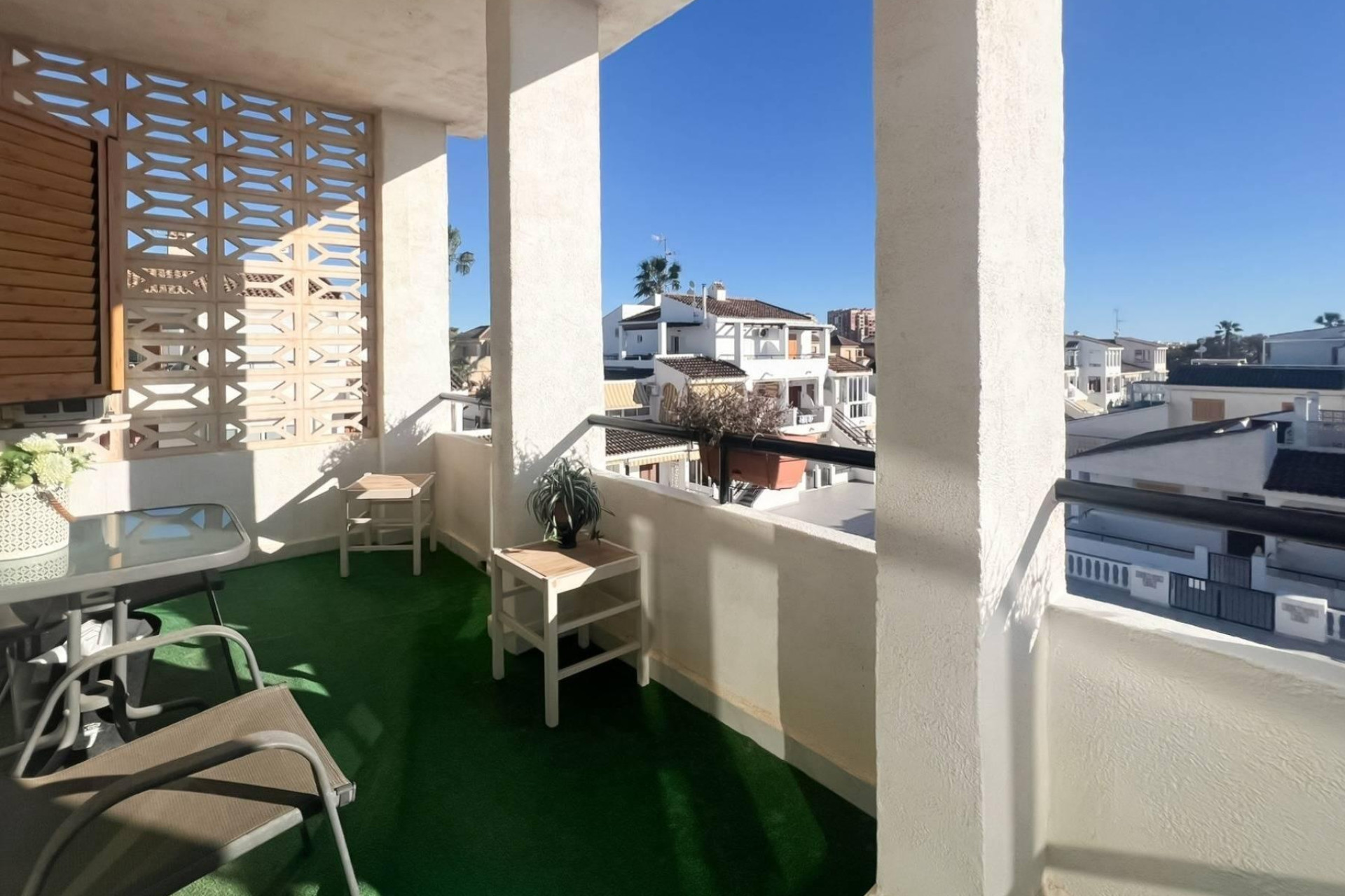 Herverkoop - Bungalow - Gelijkvloers - Torrevieja - Miramar - Torre del Moro