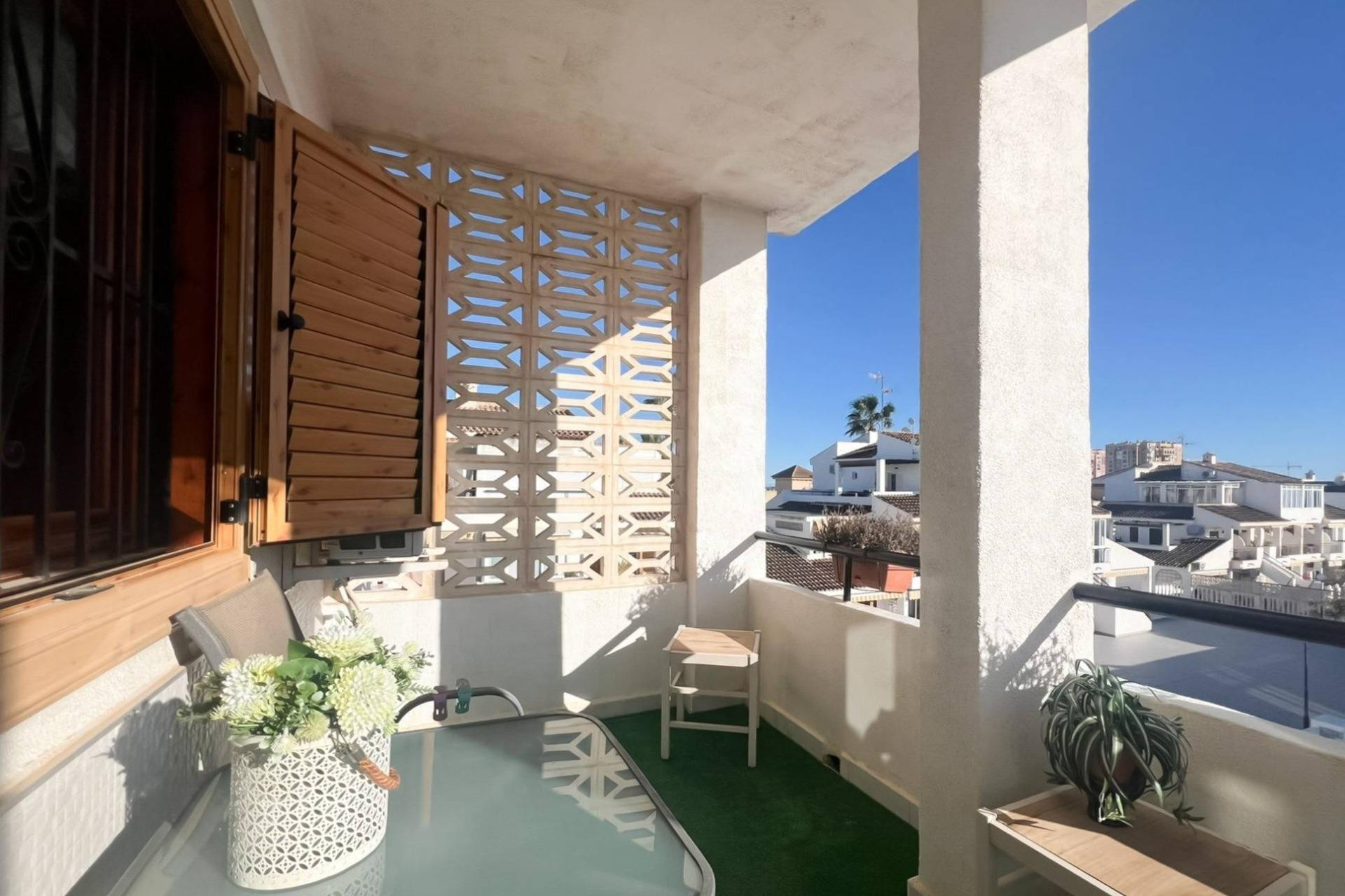Herverkoop - Bungalow - Gelijkvloers - Torrevieja - Miramar - Torre del Moro
