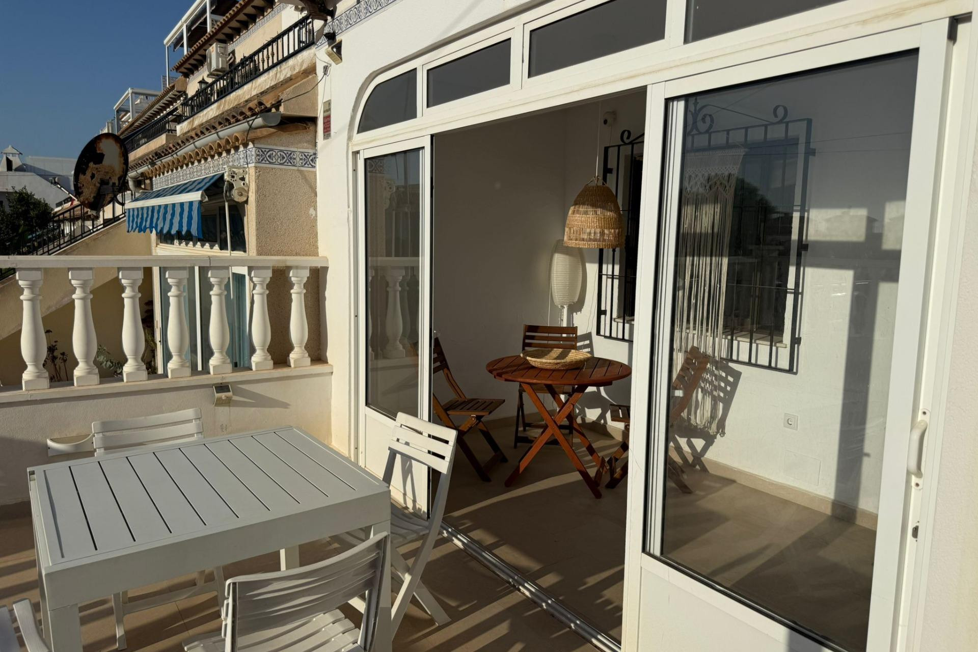 Herverkoop - Bungalow - Gelijkvloers - Torrevieja - Miramar - Torre del Moro