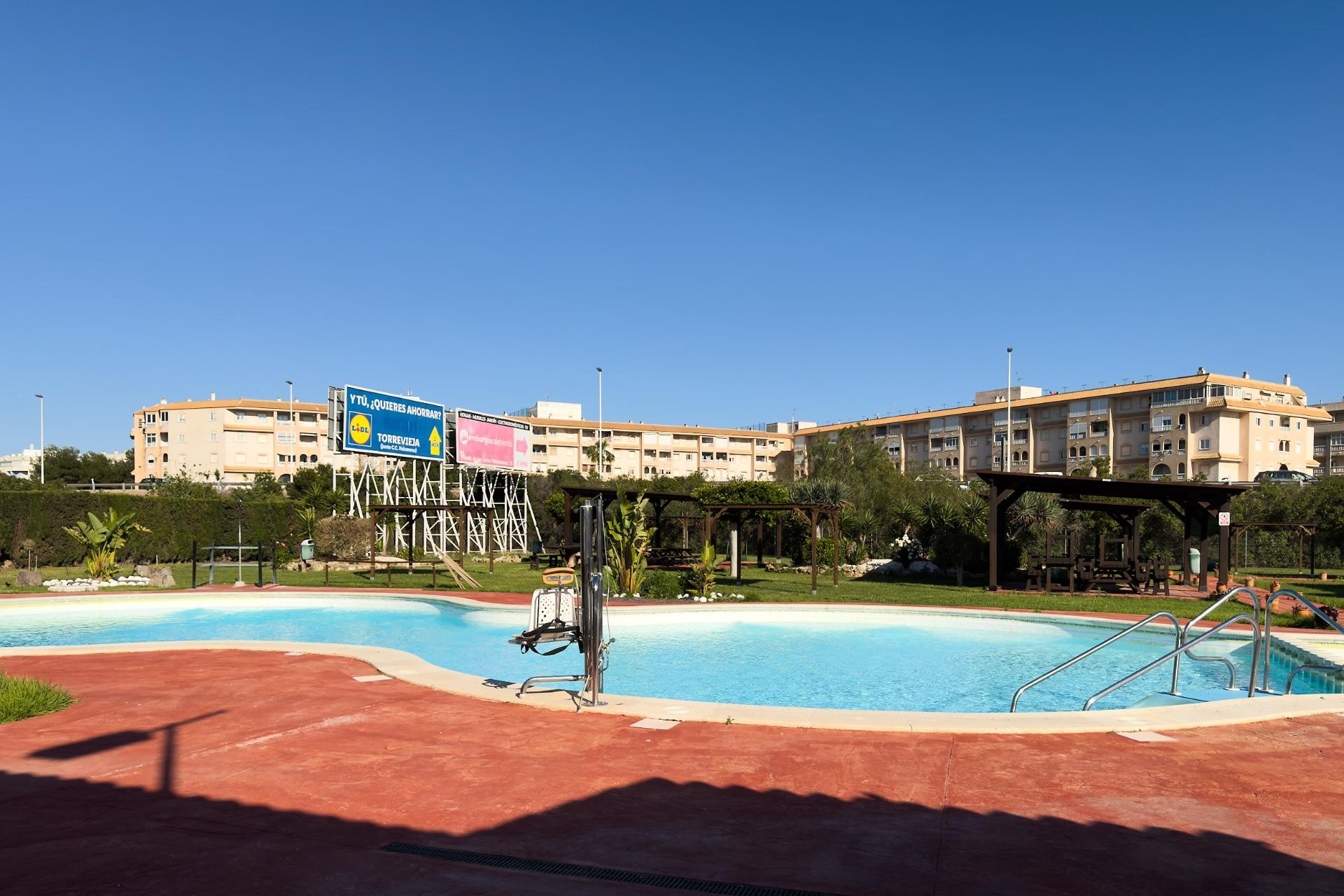 Herverkoop - Bungalow - Gelijkvloers - Torrevieja - Parque de las Naciones