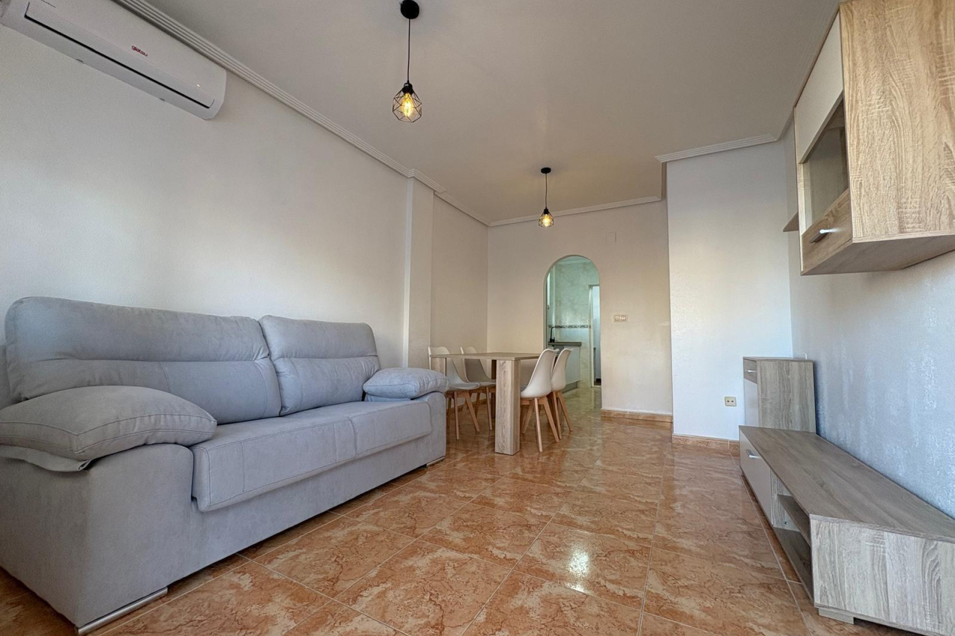 Herverkoop - Bungalow - Gelijkvloers - Torrevieja - Paseo maritimo
