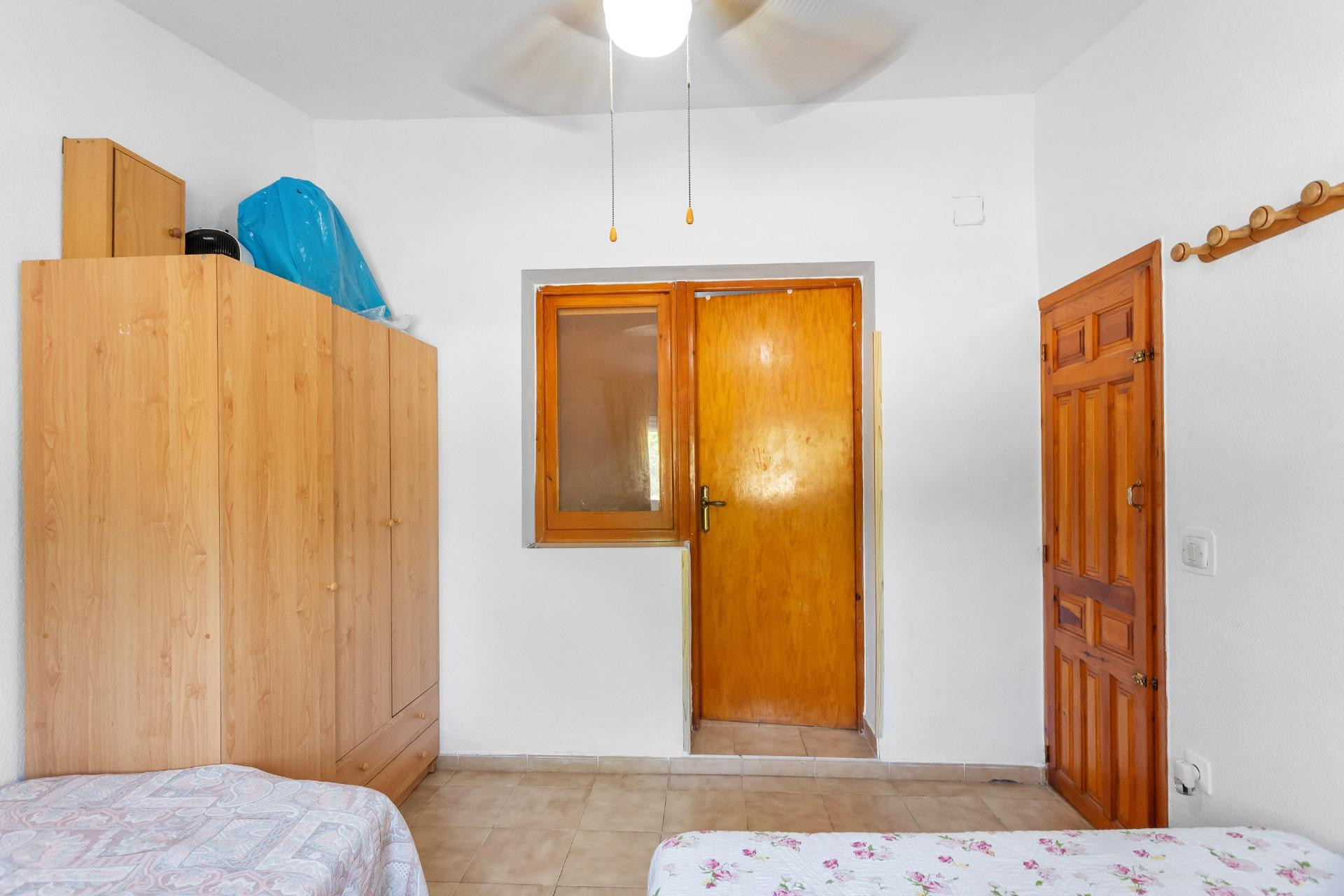 Herverkoop - Bungalow - Gelijkvloers - Torrevieja - Playa de los Naufragos