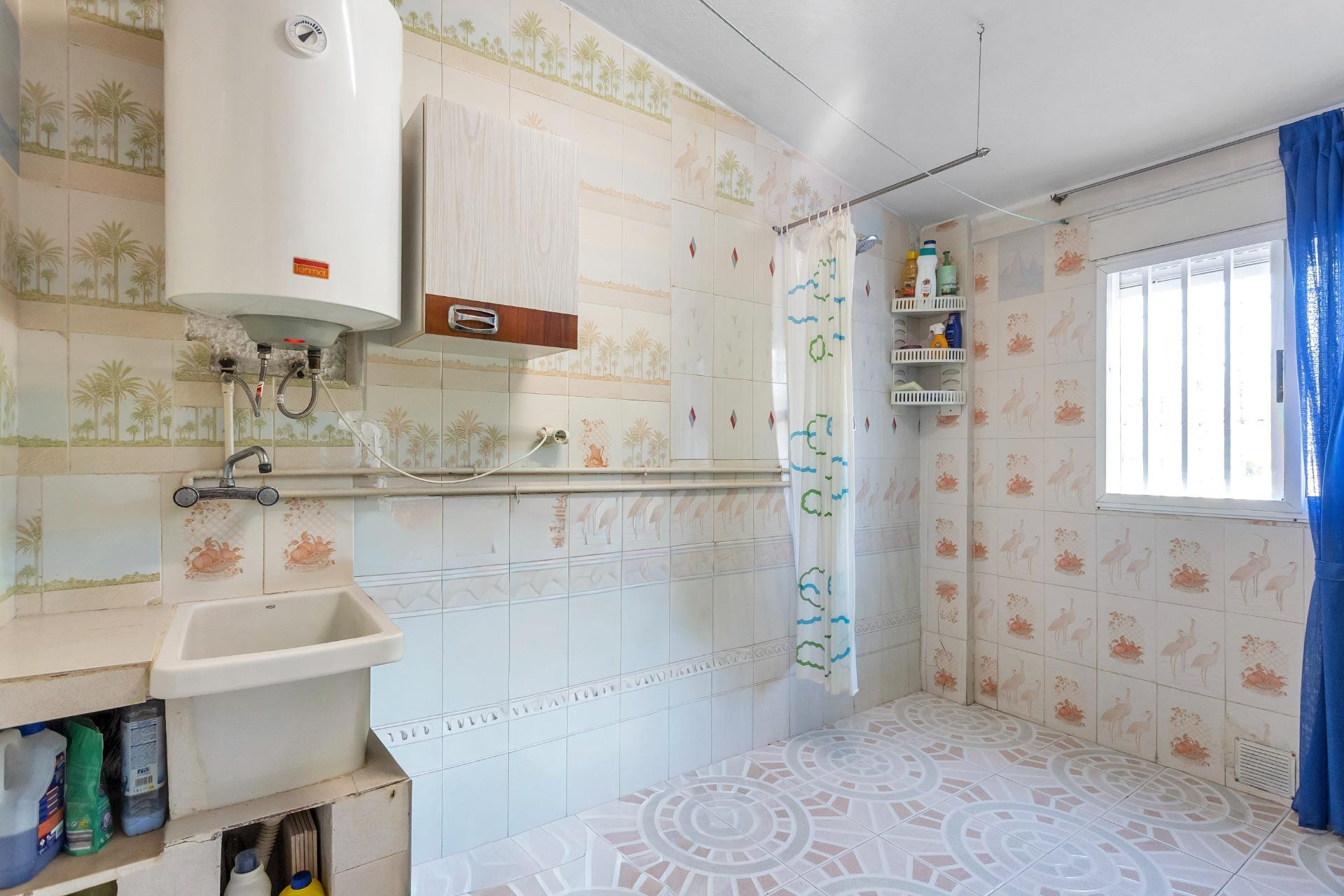 Herverkoop - Bungalow - Gelijkvloers - Torrevieja - Playa de los Naufragos