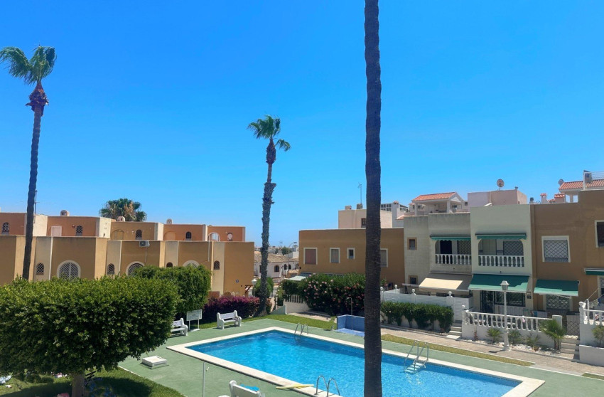 Herverkoop - Bungalow - Gelijkvloers - Torrevieja - Torreblanca