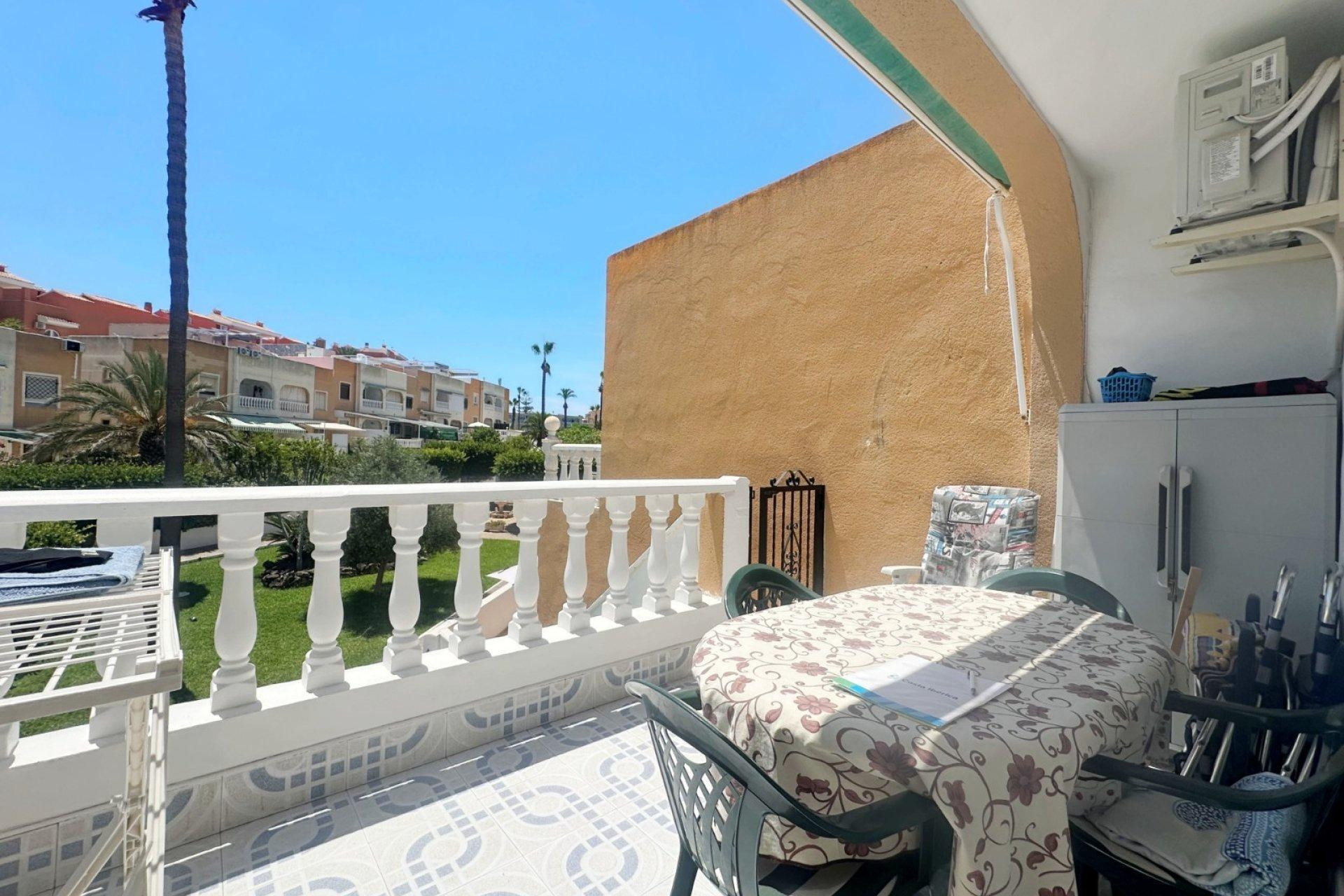 Herverkoop - Bungalow - Gelijkvloers - Torrevieja - Torreblanca