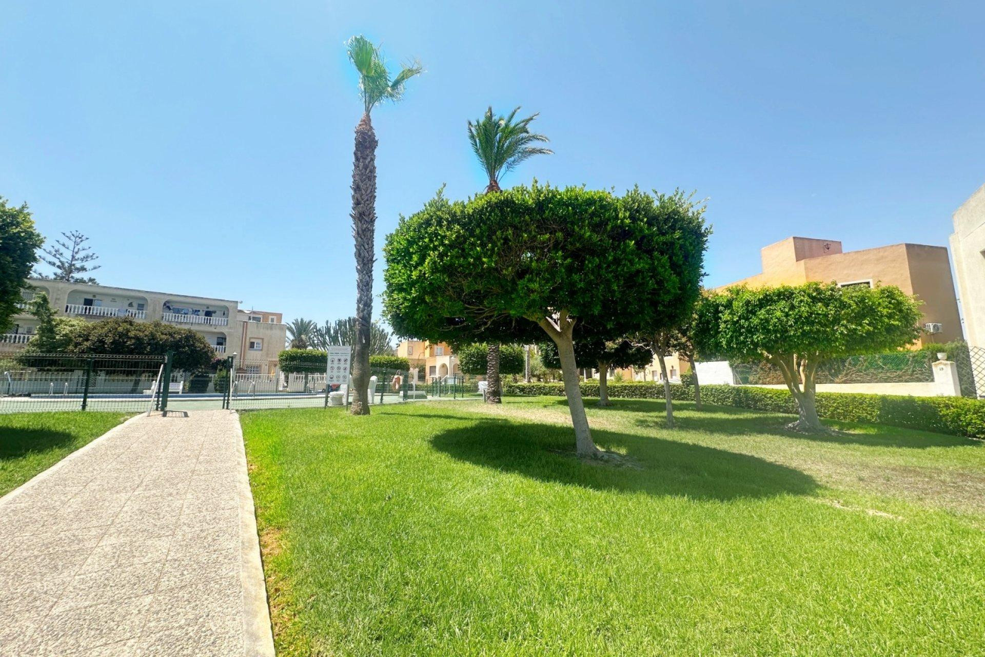 Herverkoop - Bungalow - Gelijkvloers - Torrevieja - Torreblanca