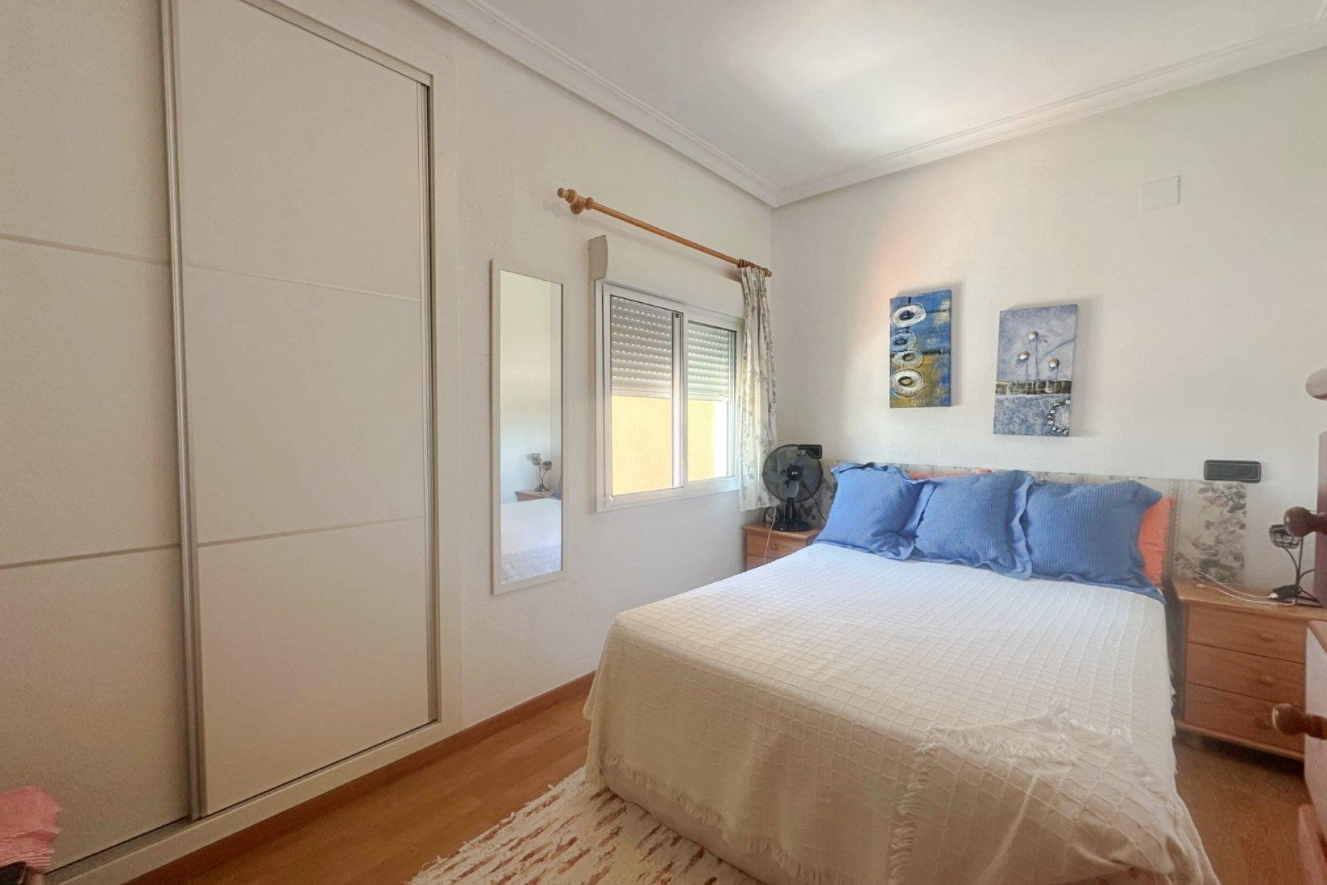 Herverkoop - Bungalow - Gelijkvloers - Torrevieja - Torreblanca