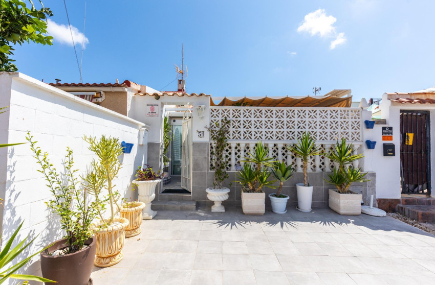 Herverkoop - Bungalow - Gelijkvloers - Torrevieja - Torretas