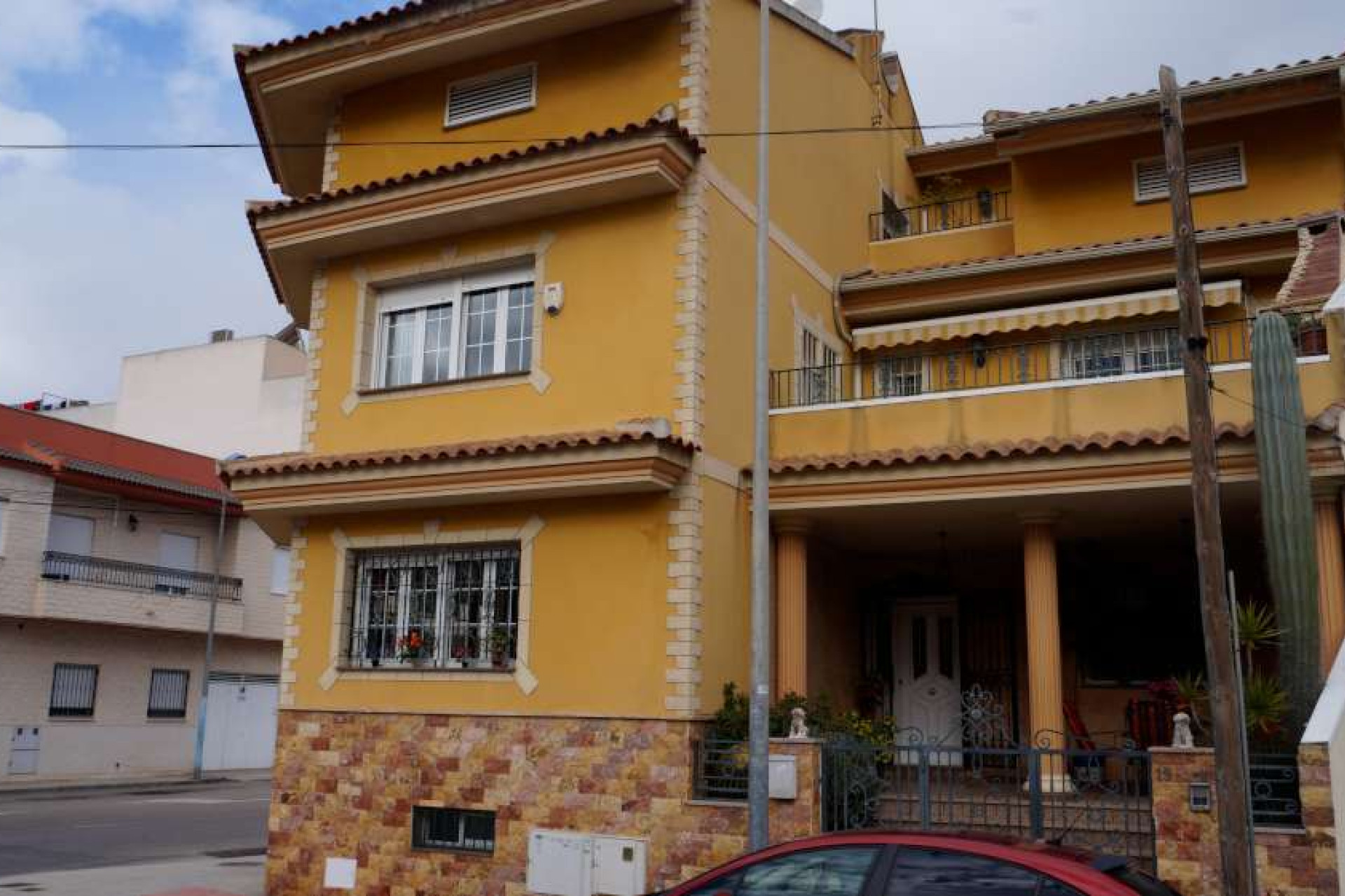 Herverkoop - Detached House / Villa - Almoradí