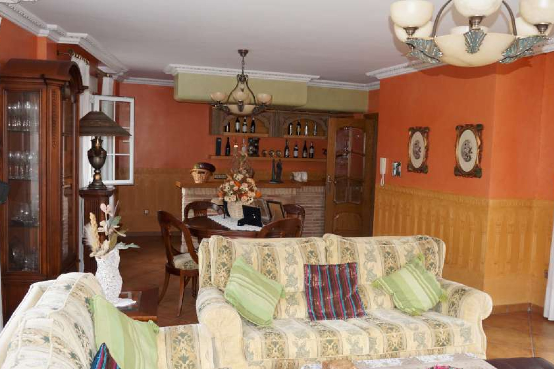 Herverkoop - Detached House / Villa - Almoradí