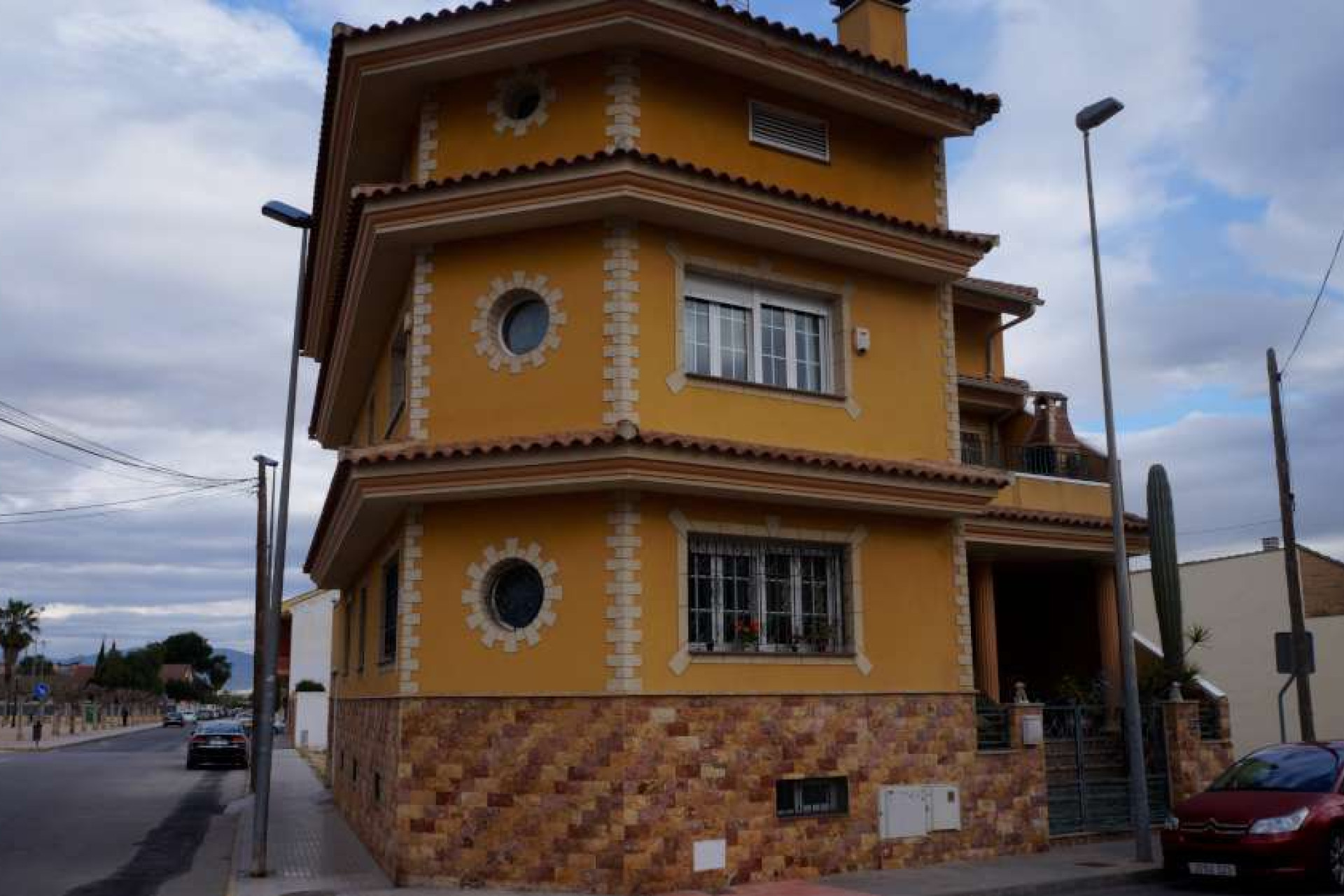 Herverkoop - Detached House / Villa - Almoradí