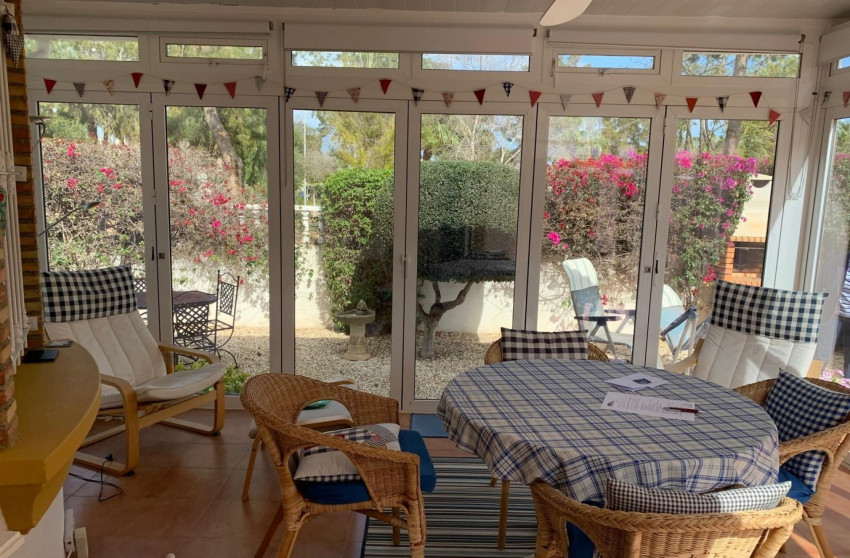 Herverkoop - Detached House / Villa - Guardamar del Segura - EL RASO