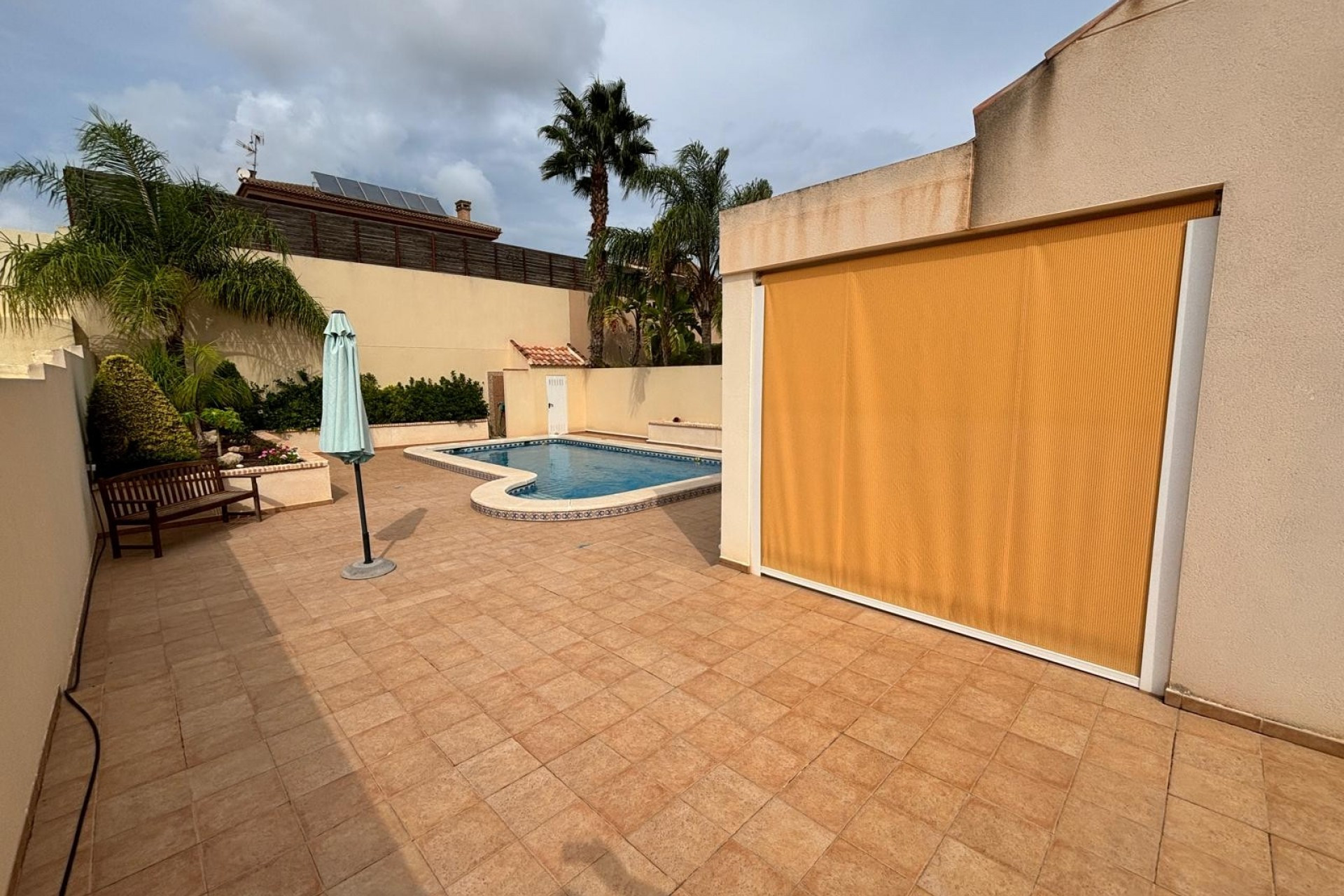 Herverkoop - Detached House / Villa - Torrevieja Centro - Torrevieja