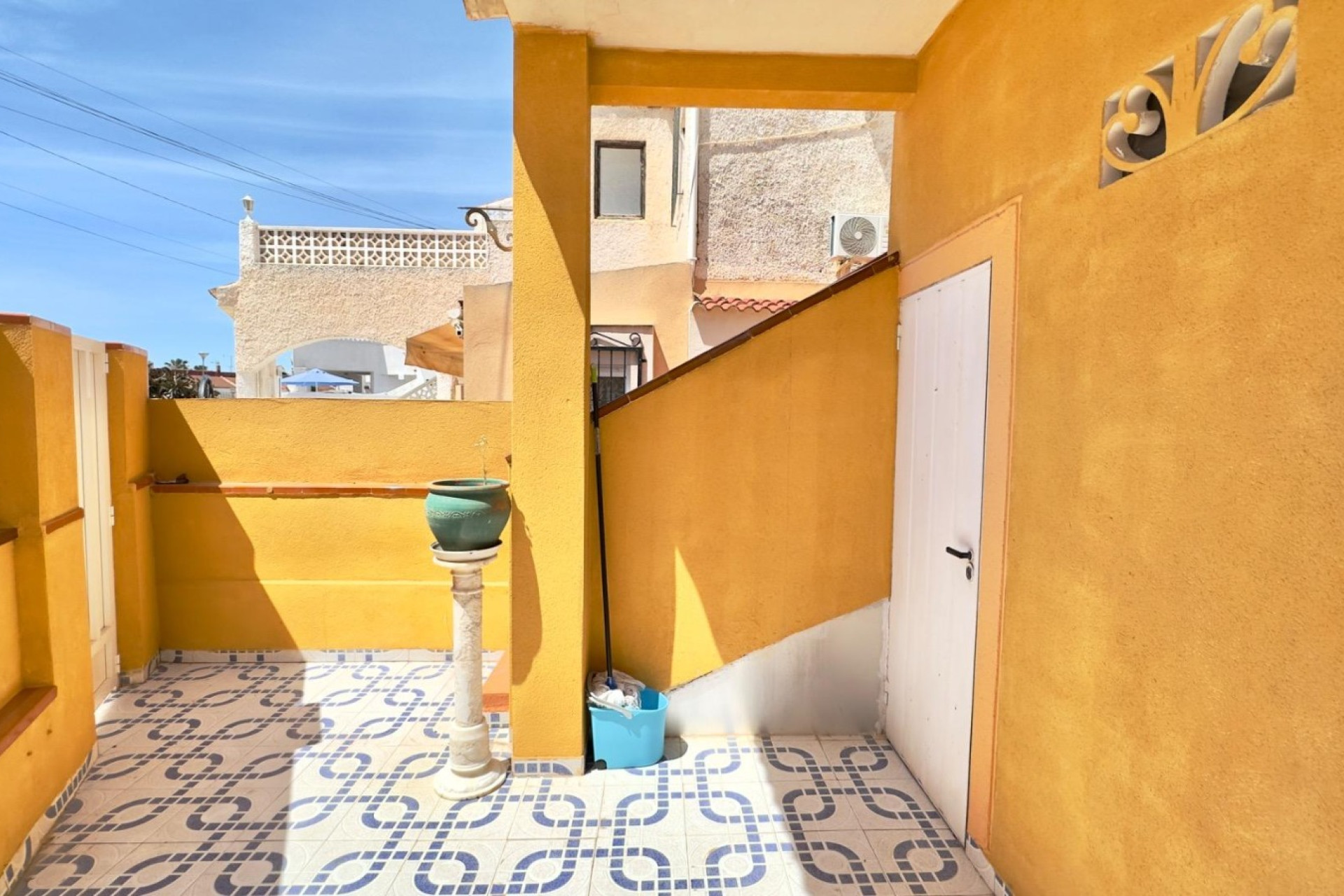 Herverkoop - Detached House / Villa - Torrevieja - Torreta III