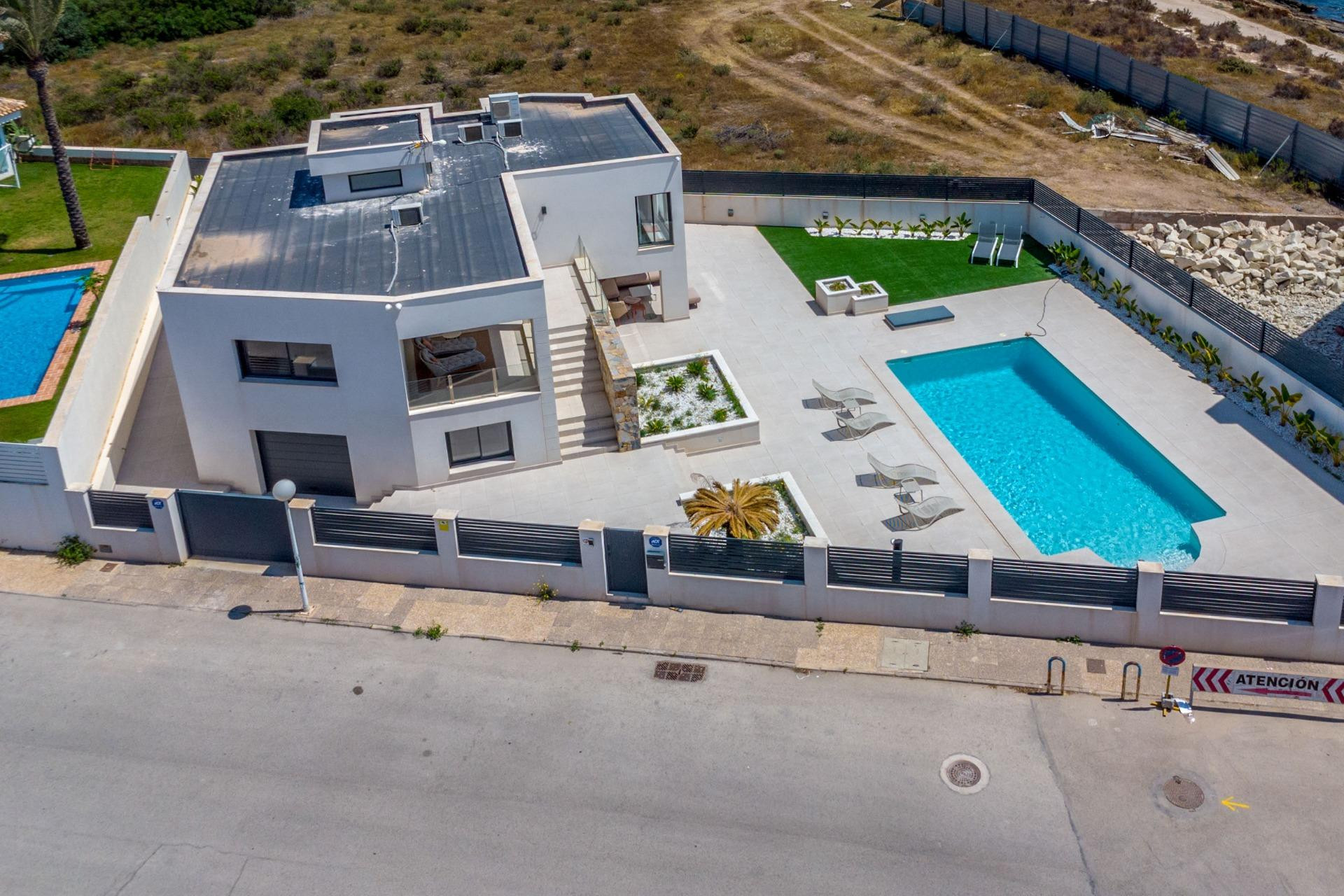 Herverkoop - Detached - Torrevieja - La Veleta