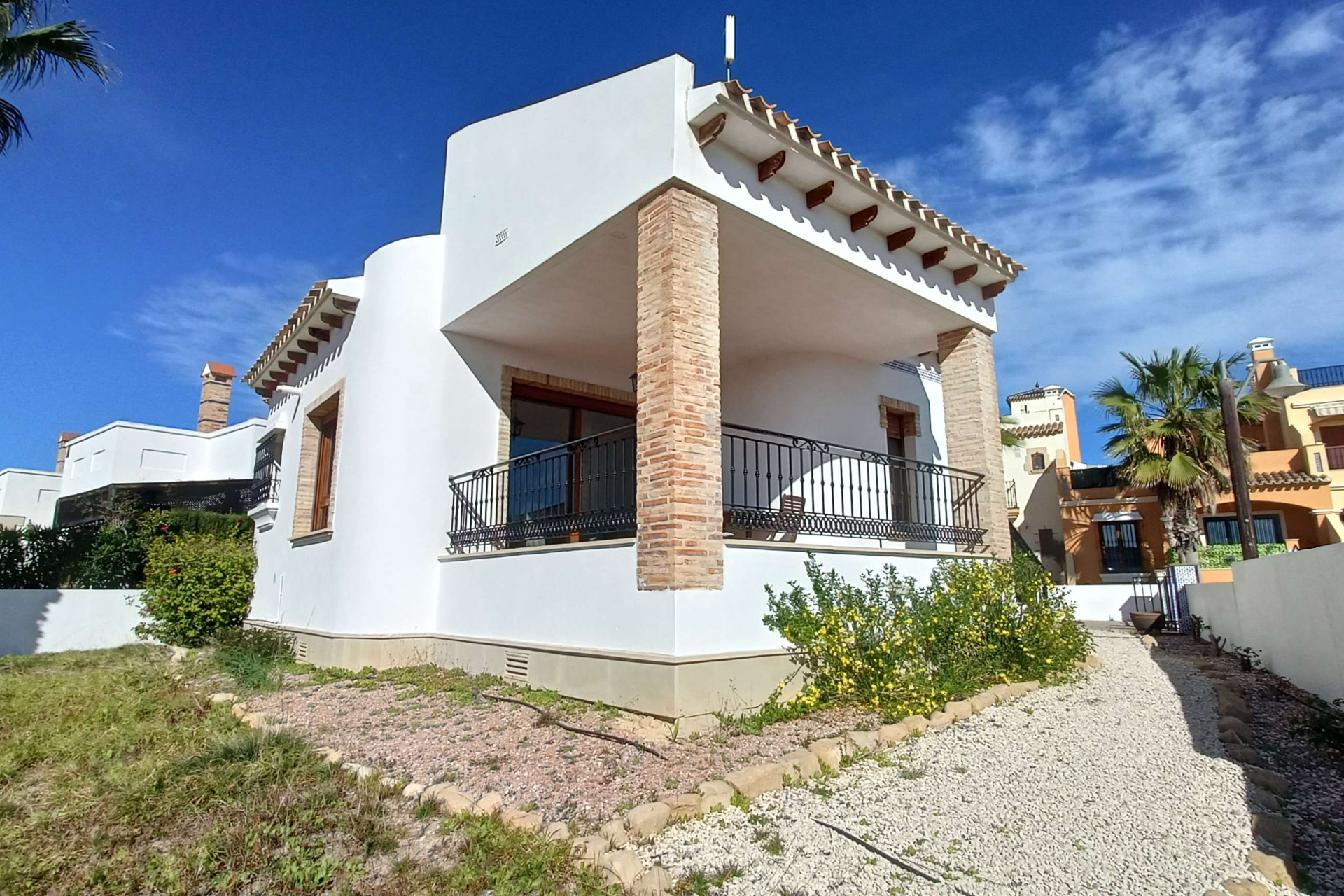 Herverkoop - Detached Villa - Algorfa - La Finca Golf Resort