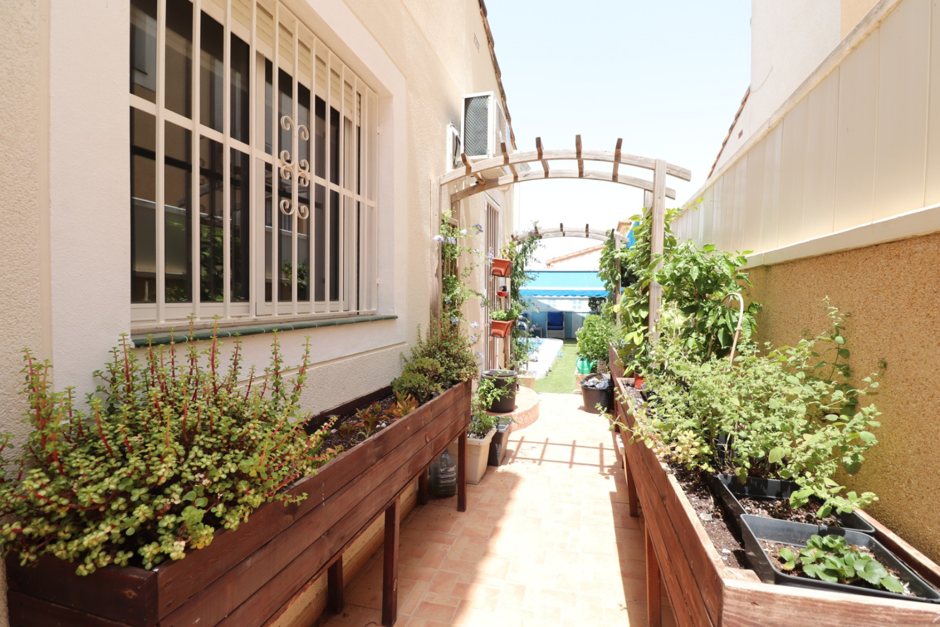 Herverkoop - Detached Villa - Algorfa - Montebello