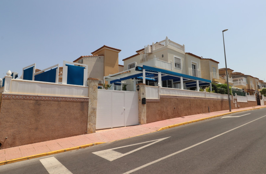 Herverkoop - Detached Villa - Algorfa - Montebello
